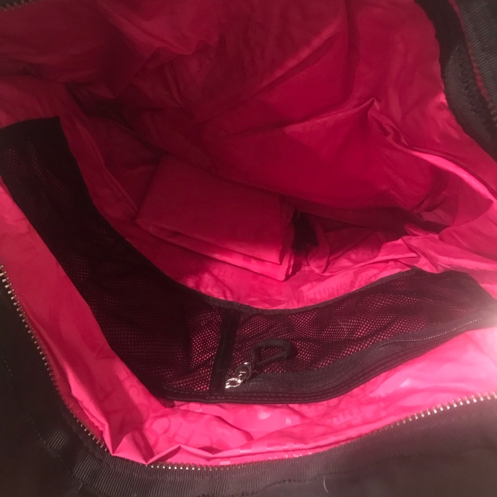Lululemon triumphant bag - Picture 7 of 15